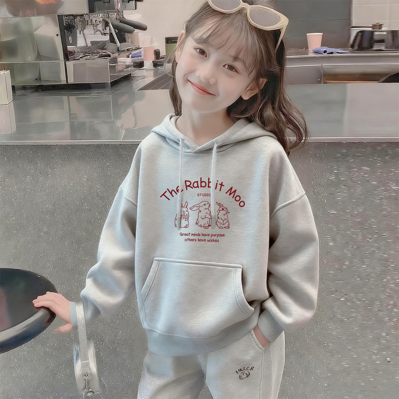 女童加绒连帽卫衣秋冬款2025新款洋气儿童小女孩纯棉小众欧货上衣