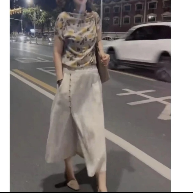 新款时尚洋气精品百搭女装Y1383