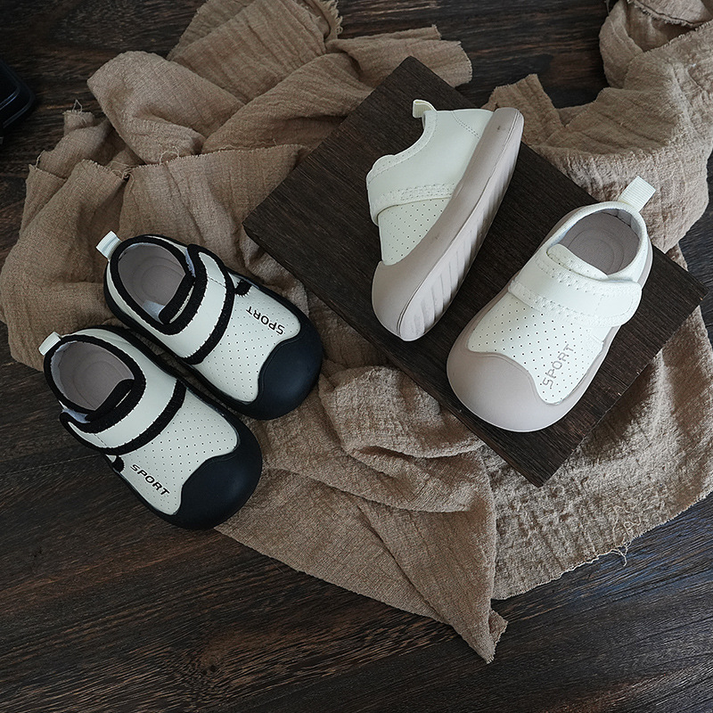 2415宝宝单鞋春秋款男女童透气板鞋软底轻便小童婴儿幼儿园室内鞋