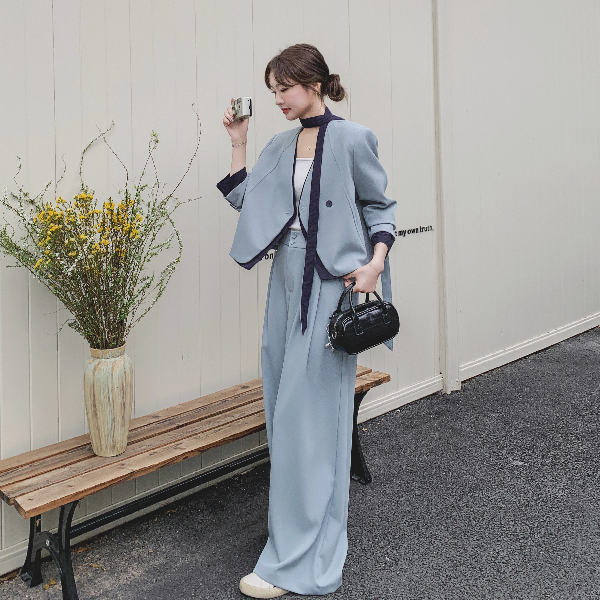 高级感蓝色西装套装女春秋2025新款流行超火两件套韩系洋气爆款