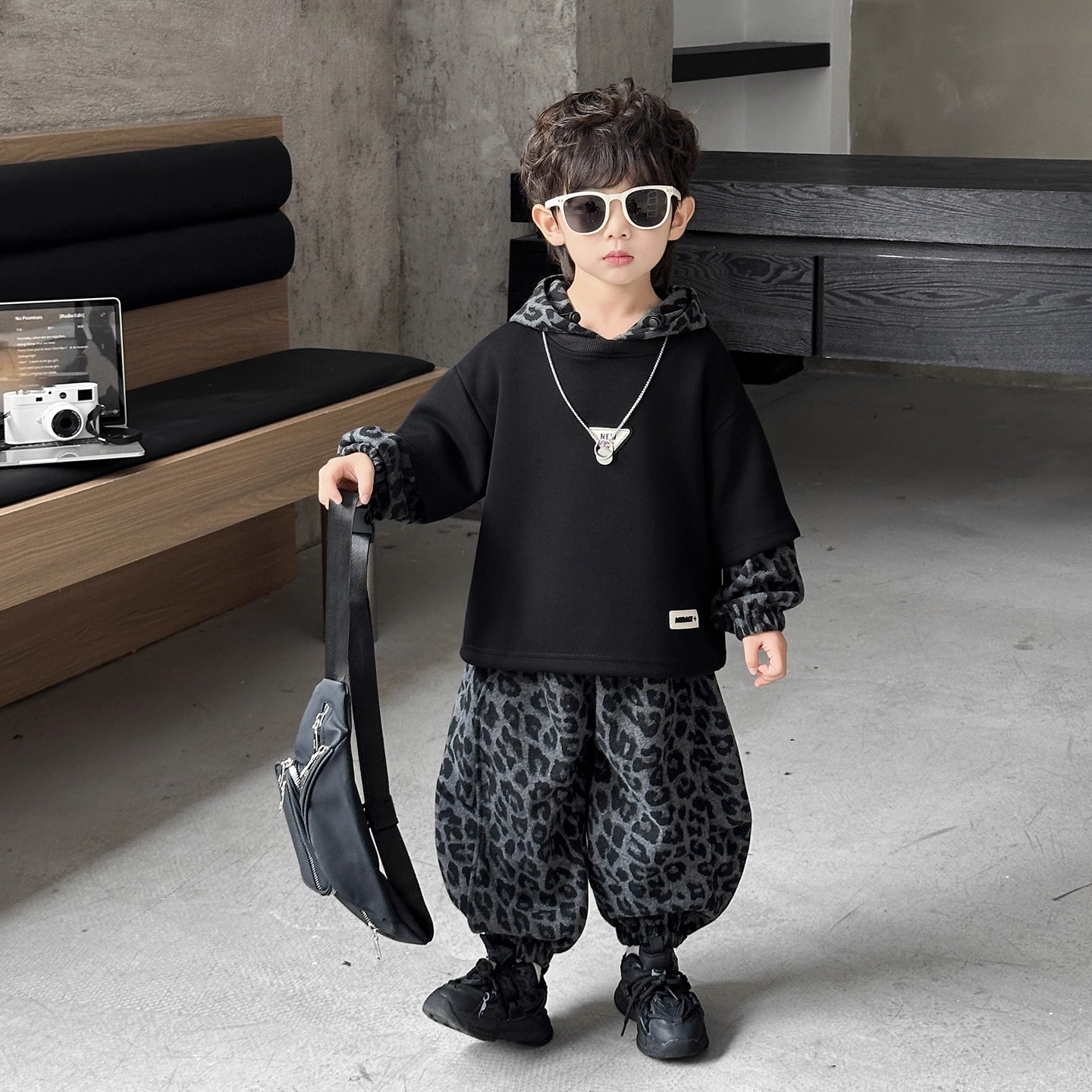 男童秋季套装2025新款卫衣痞帅韩版中小童秋装潮酷男宝两件套运动