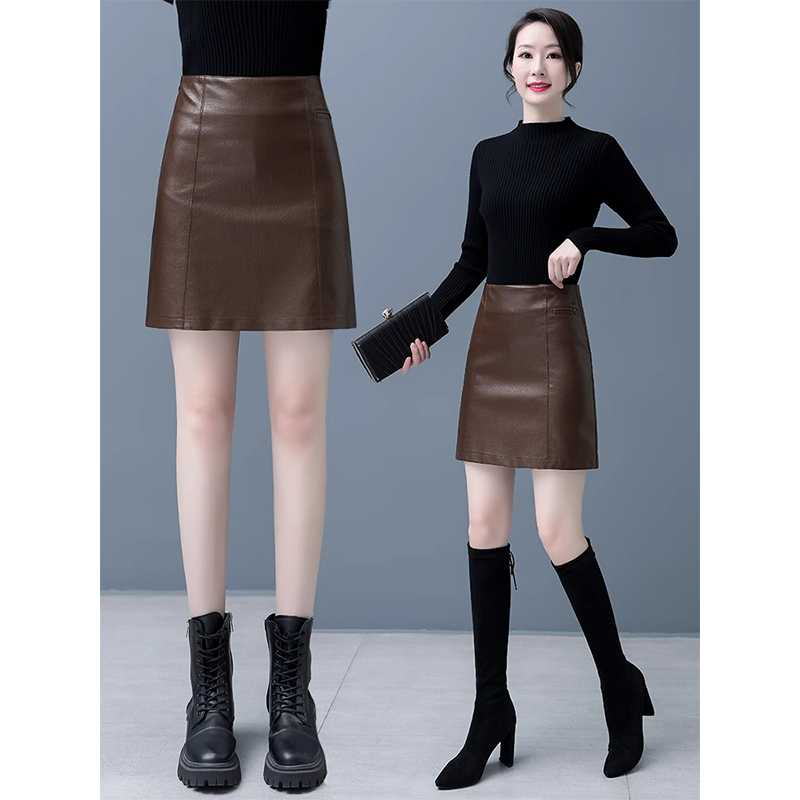 拉夏贝尔半身裙女秋冬显瘦a字短裙2025年新款小个子pu包臀小皮裙