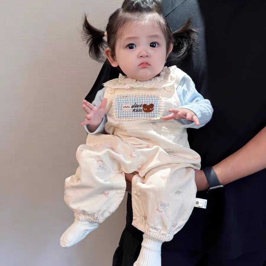 小月龄宝宝秋装套装超萌韩系婴幼儿背带裤打底两件套秋款外出服潮