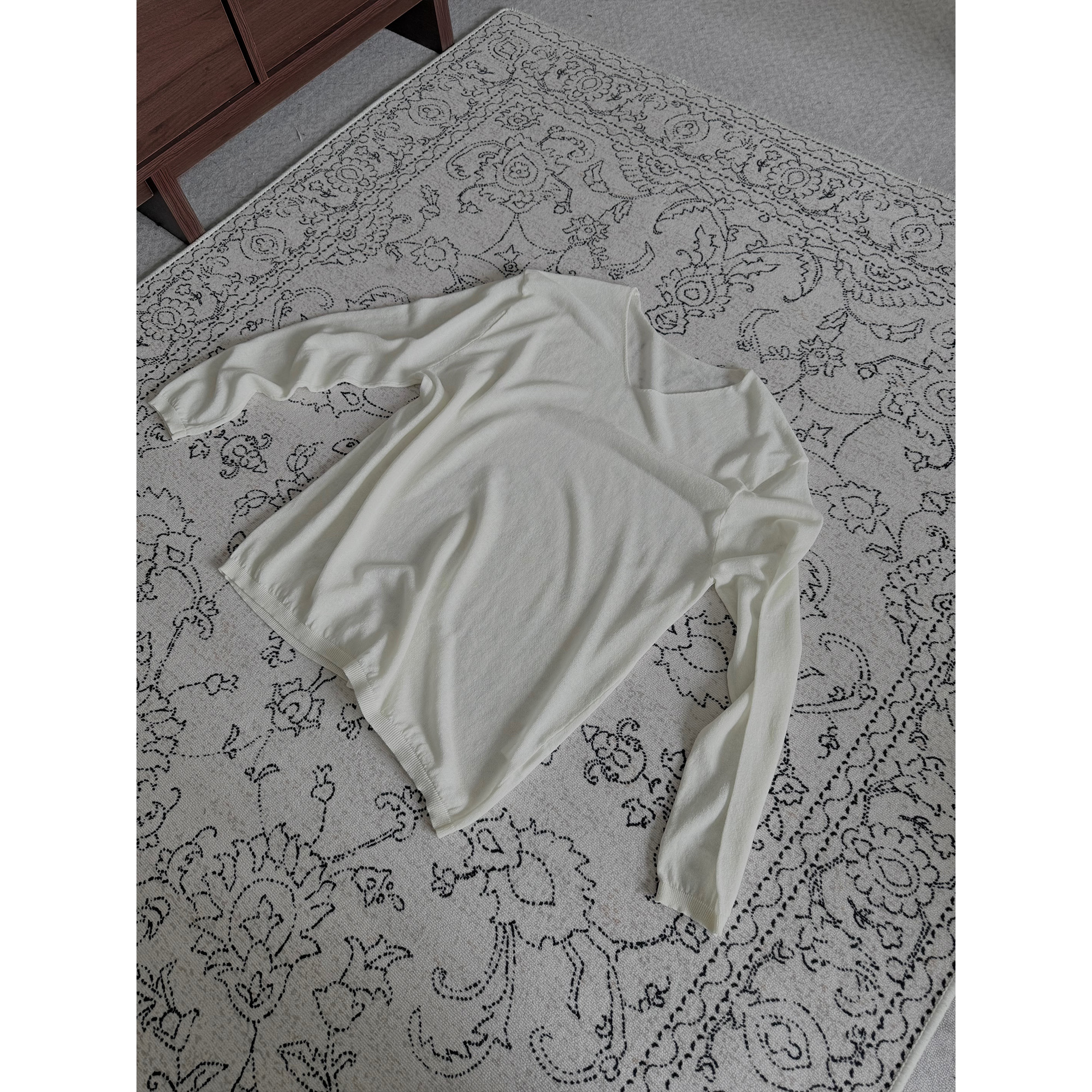 MAYU 介意透肉慎拍，建议内搭背心 高级轻薄透气V领长袖防晒罩衫