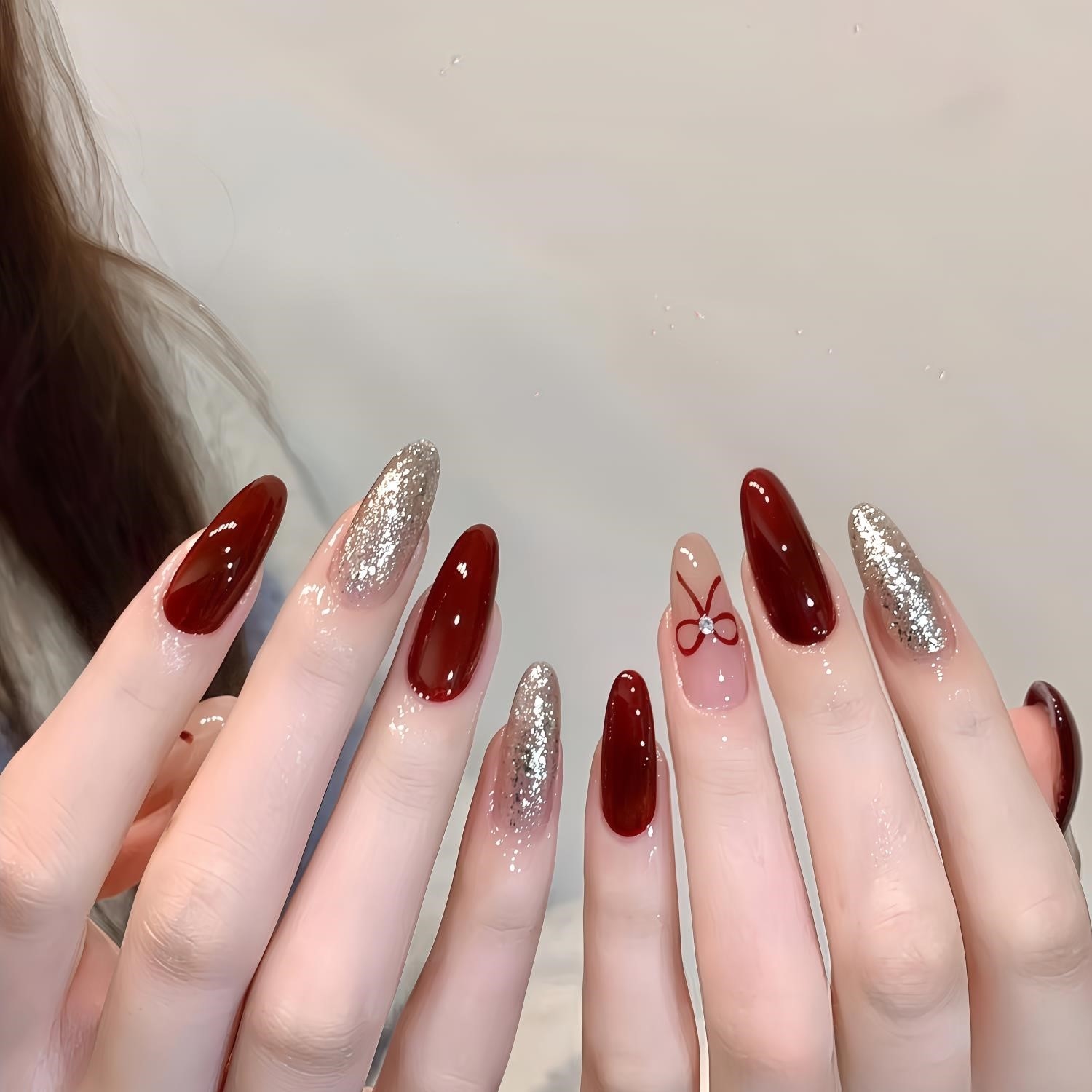 新年红色战甲纯手工穿戴甲氛围感酒红金闪蝴蝶结显白可拆卸婚甲