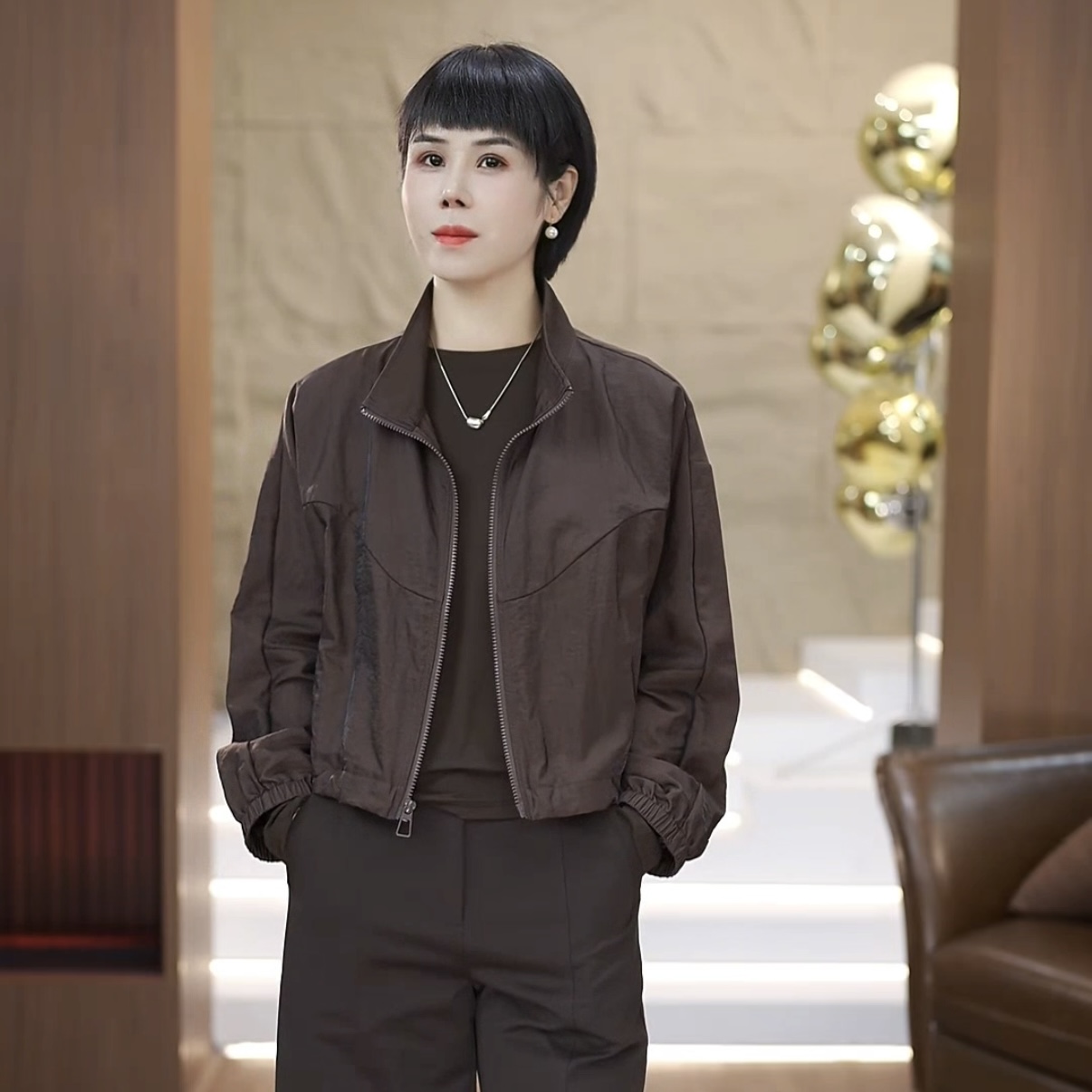 【渲渲推荐】XR-8-18秋季气质休闲时尚短外套