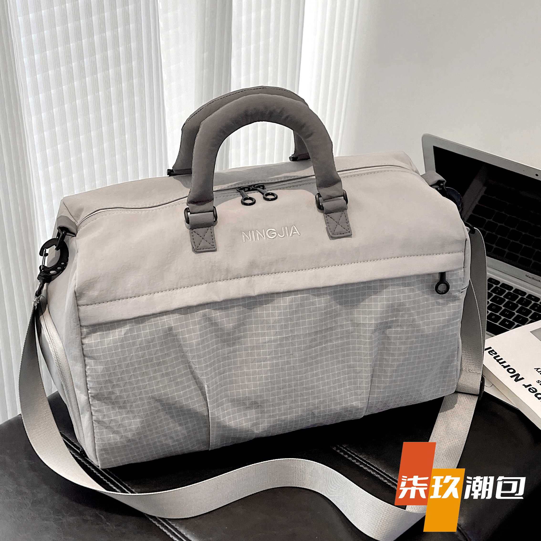 柒玖户外外出旅行包时尚大容量短途手提轻便高颜值旅游百搭行李袋