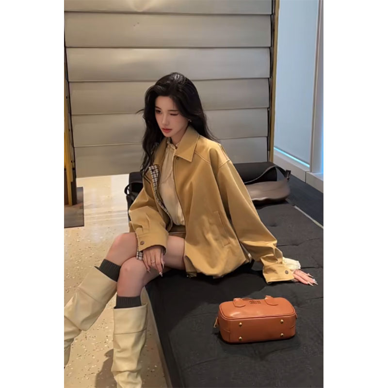 小众网红穿搭设计款显瘦修身通勤风外套上衣气质时尚高腰a裙裤女