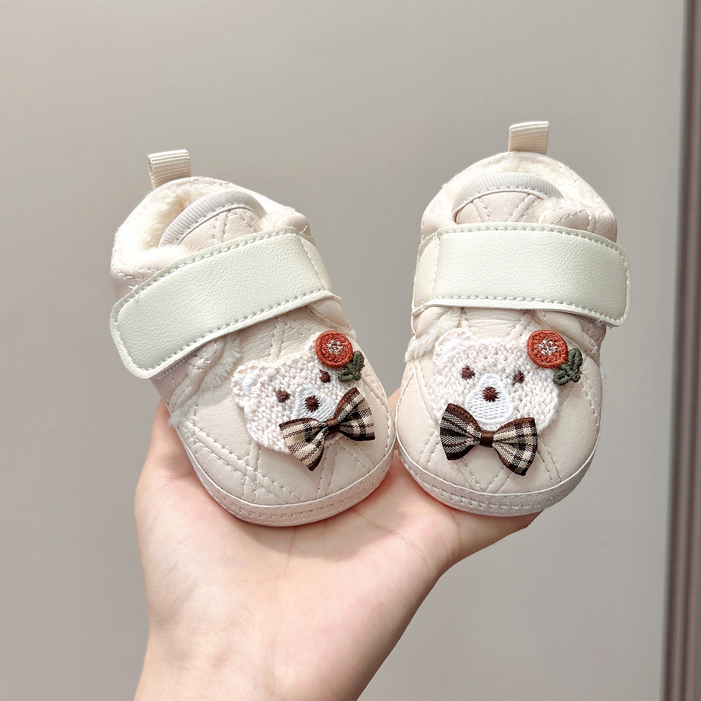 新生婴儿棉鞋冬季男宝宝0-1-2岁室内女童软底学步地板鞋步前童鞋