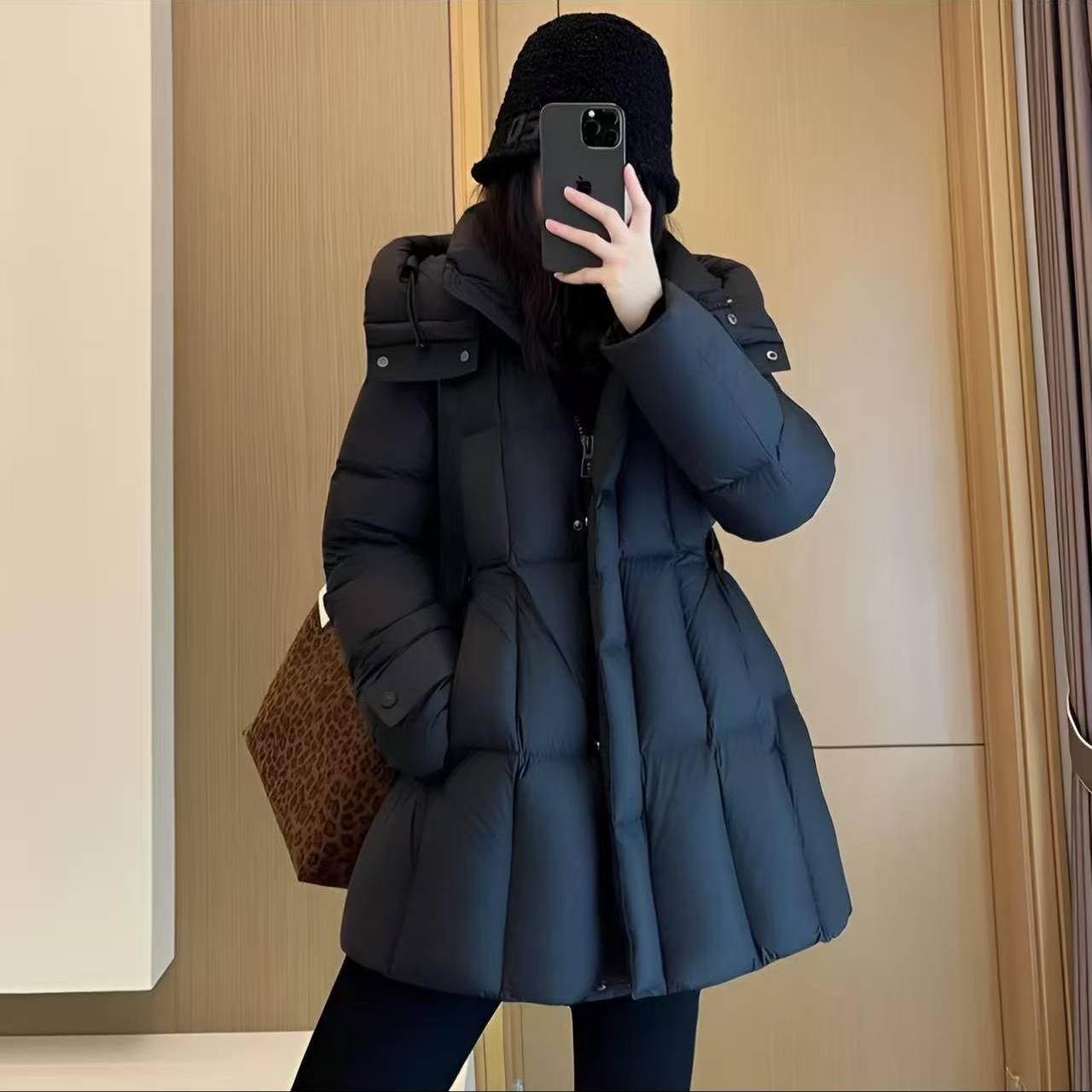 小蛮腰90白鹅绒新国标云感高奢连帽羽绒服-SY179
