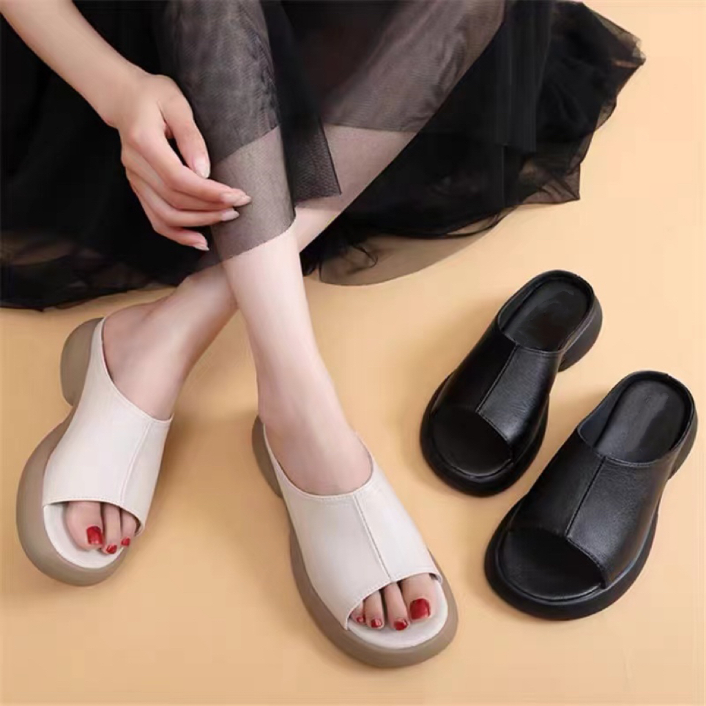 正品爆款软皮2025新款百搭时尚拖鞋夏季外穿平底复古舒适软底凉鞋