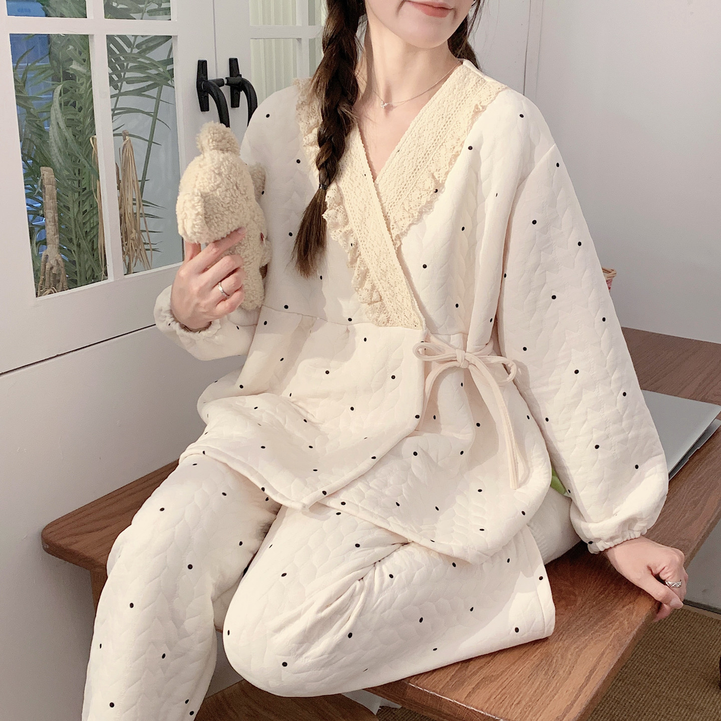 秋冬空气棉月子服和服款孕妇产后哺乳睡衣大码加厚保暖家居服套装