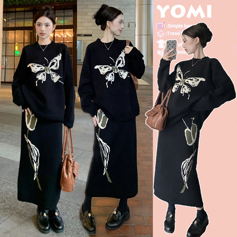 孕妇装秋冬季新款国风新中式蝴蝶卷边套头针织毛衣搭配半身裙套装