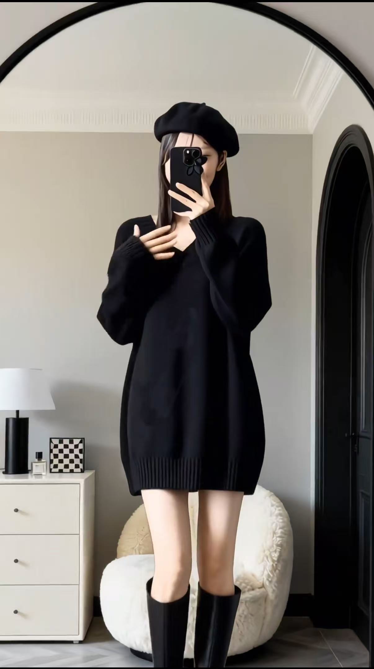 大码女装V领针织百搭时尚网红毛衣衫秋冬新款胖mm遮肚显瘦中长款