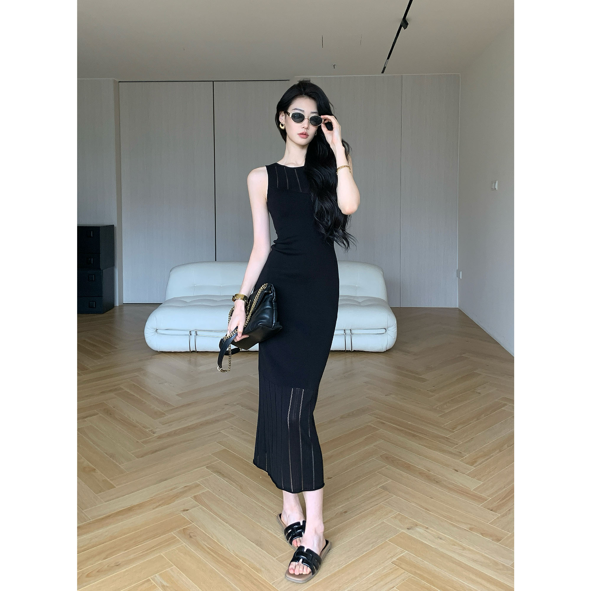 JIJINQI夏季肌理感黑色镂空网纱无袖针织背心连衣裙 JD06LMPT1458