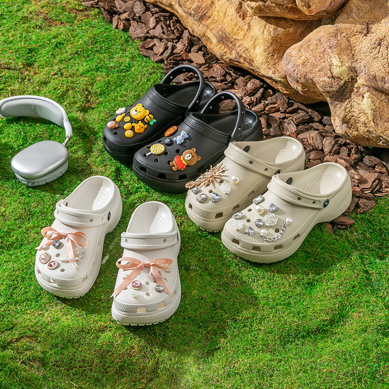 经典云朵厚底洞洞鞋1901运动拖鞋外穿女士沙滩凉鞋潮包头凉鞋户外