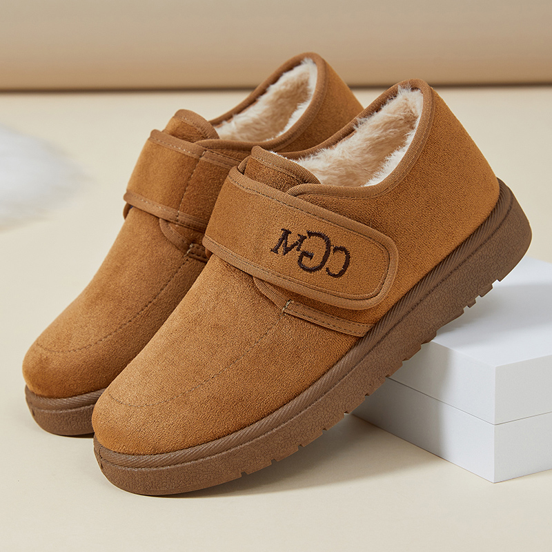 冬季新款老北京棉鞋女加绒加厚保暖中老年妈妈软底防滑一脚蹬棉靴