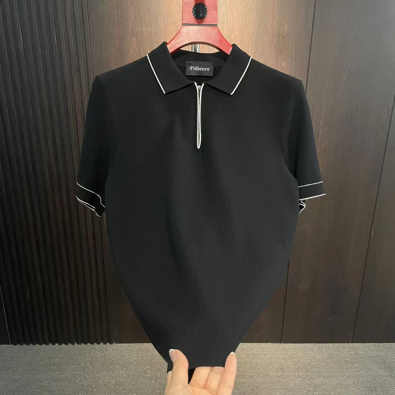 潮流男士新款翻领时尚休闲拉链百搭短袖针织衫轻奢纯色黑色修身