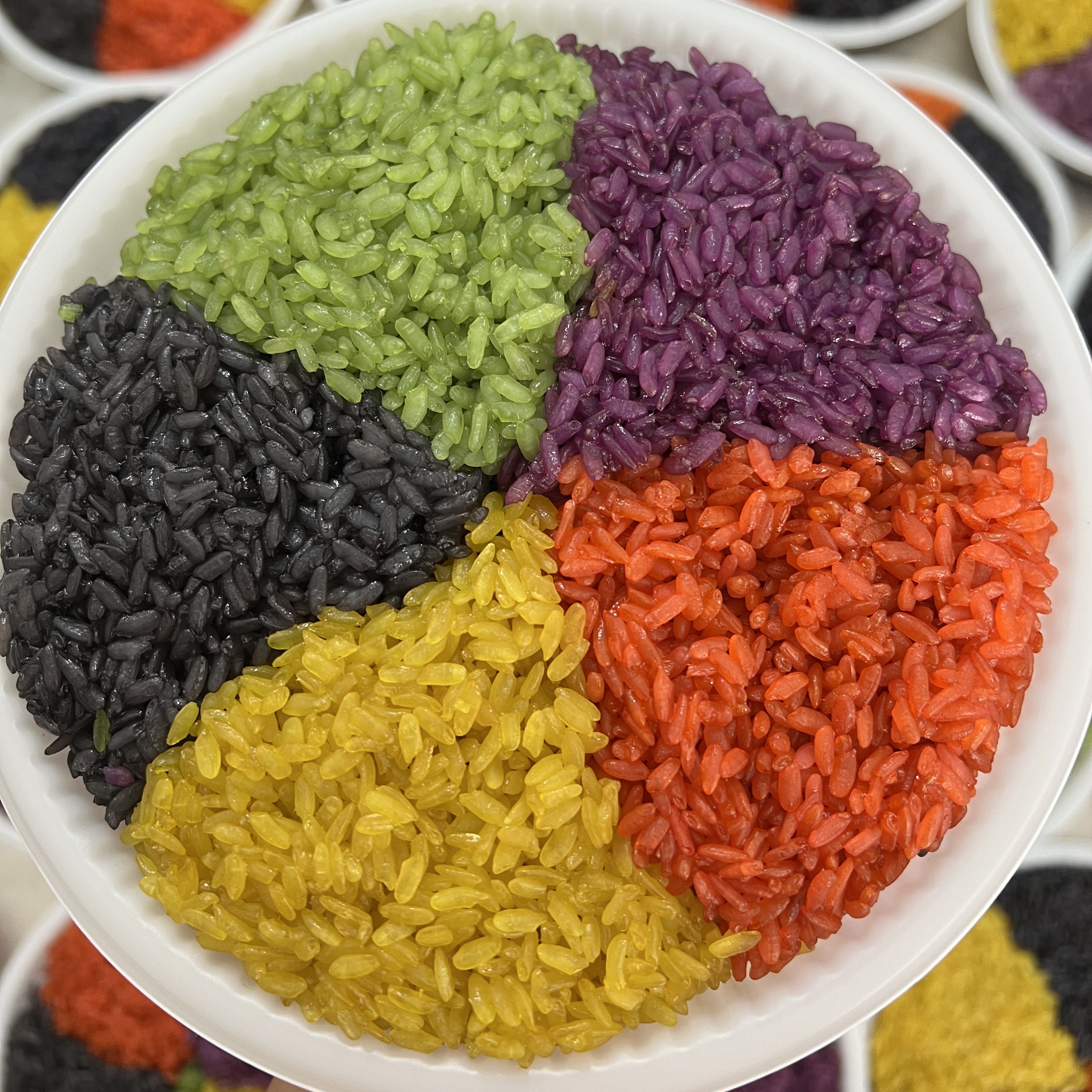 彩色糯米饭 广西壮族三月三特产植物染色 熟食