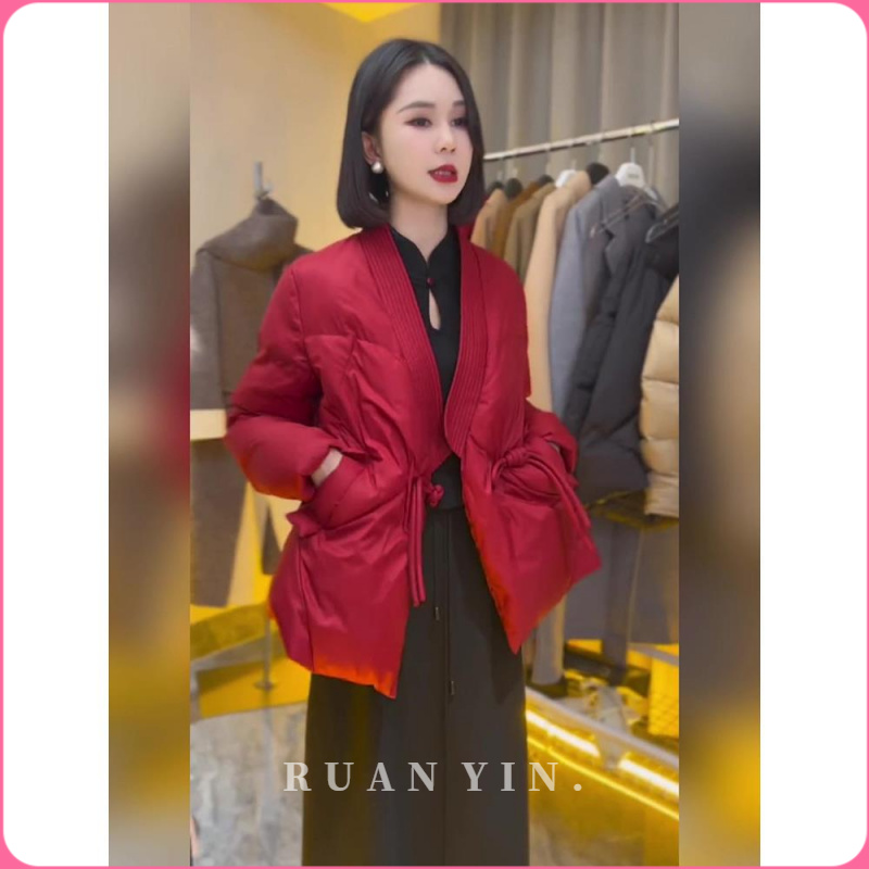 RUAN YIN秋冬女式新款超好看别致轻薄短款时装款过年红色气质棉衣