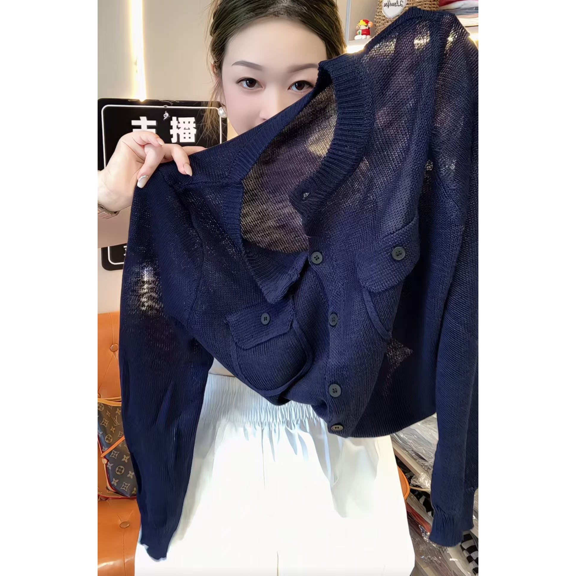 【现货】今年流行穿搭2025夏季新款毛针织衫口袋排扣小香风长袖上衣