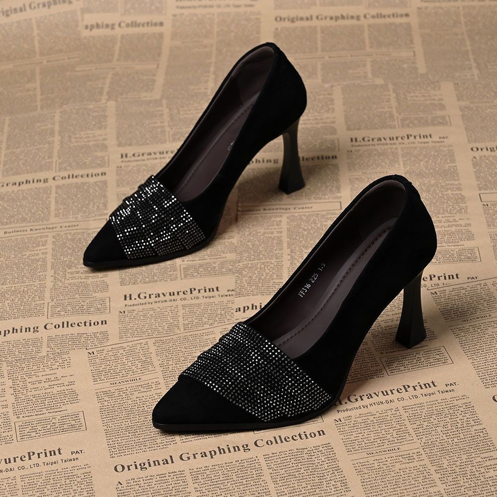 高跟爆款百搭轻奢鞋子软底女鞋法式水钻气质尖头低跟单鞋黑色女