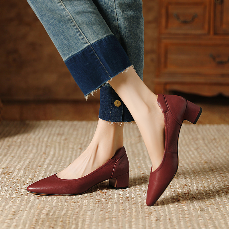 头层软羊皮/4厘米法式优雅软底中跟浅口单鞋粗跟尖头红色百搭女鞋