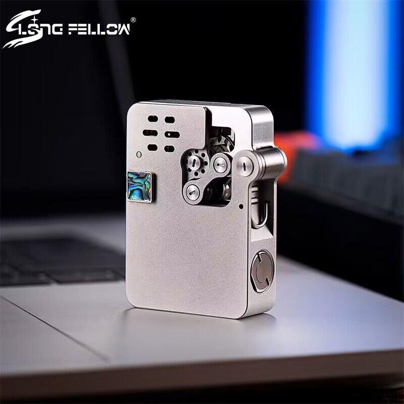 LONG FELLOW/斩月高档夜光复古砂轮商务创意机械镂空弹射打火机