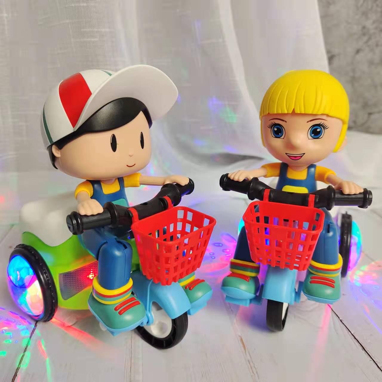 儿童玩具电动大头特技三轮车音乐灯光旋转炫舞萌趣男孩女孩玩具