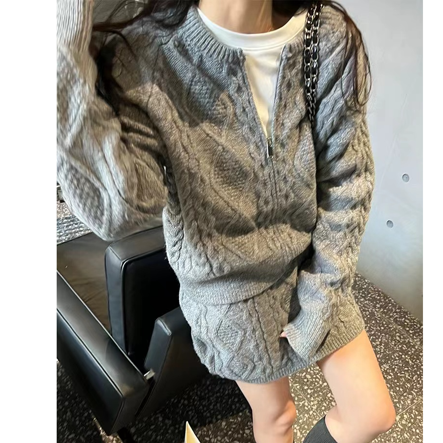 秋冬洋气时髦时尚麻花针织套装女宽松慵懒风拉链外套半身裙厚显瘦