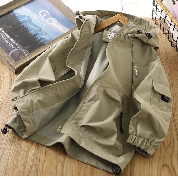 男童外套儿童冲锋衣春季户外服防风上衣2025春秋新款男孩连帽潮流