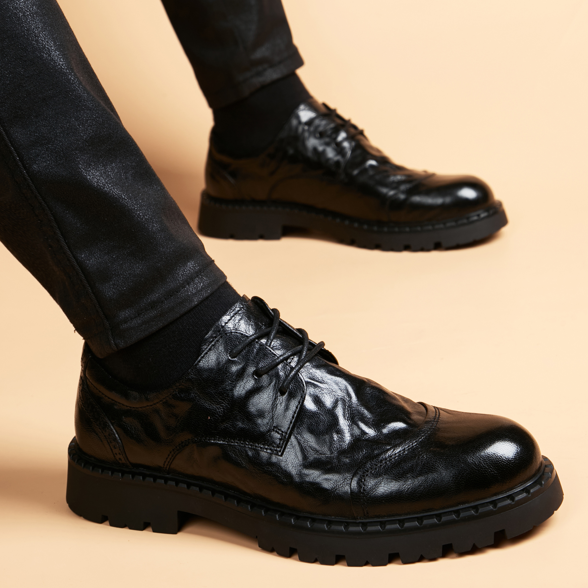 皮鞋男士商务真皮英伦风休闲增高男款2025新款爆款软皮结婚德比鞋