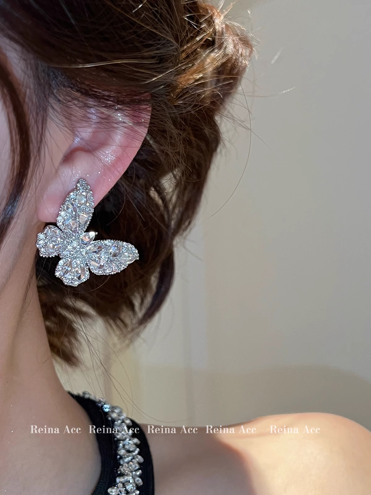 铜合金耳饰 锆石蝴蝶耳钉轻奢高级感气质大气耳环女设计小众耳饰