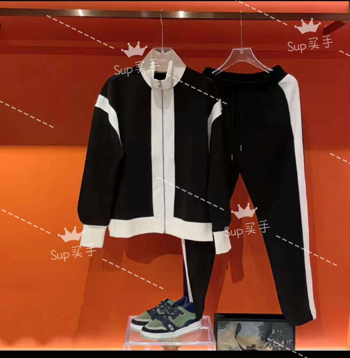 2025年秋冬新款高奢时尚休闲春季套装三件套黑白拼接设计百搭气质