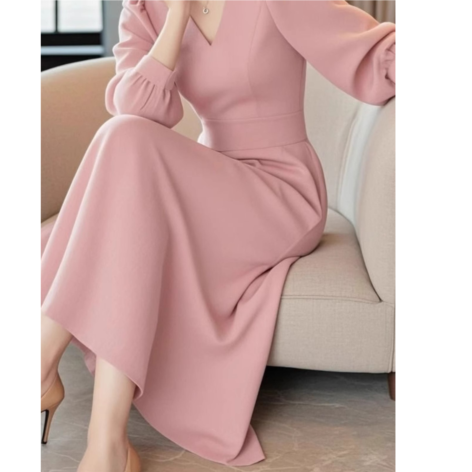 小众优雅新国风粉色v领长袖连衣裙秋季外穿简约遮肚子内搭裙女