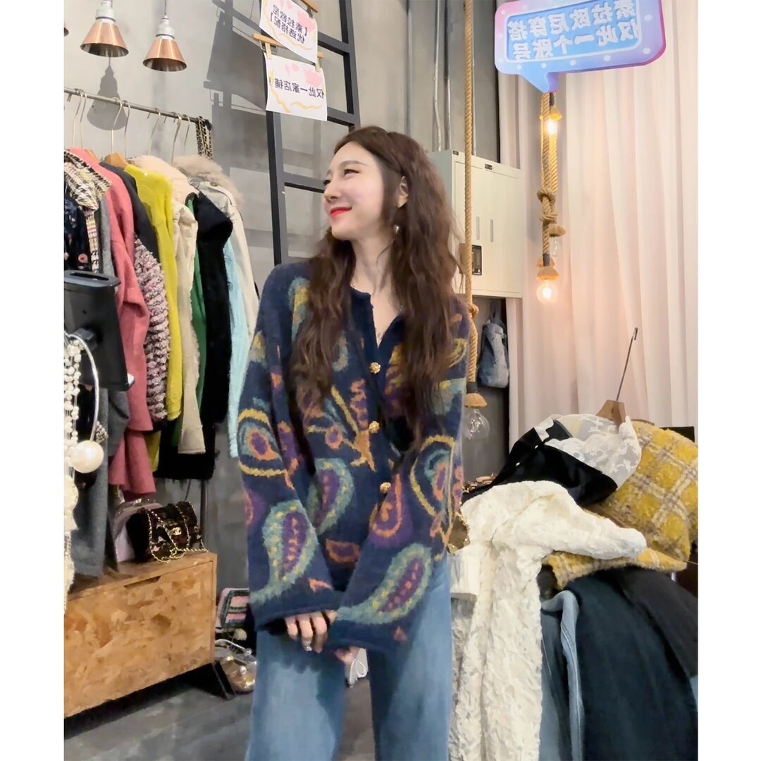 定制款法式古着卷边开衫慵懒复古撞色花毛衣