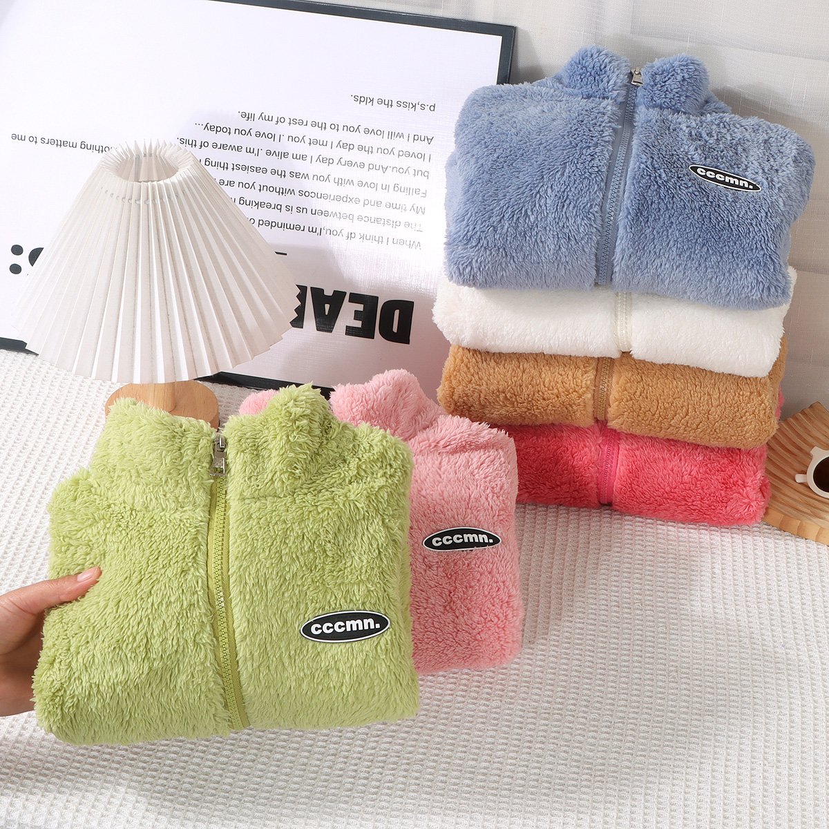 儿童法兰绒外套秋冬新款男女童北极绒中大童上衣休闲宝宝毛毛衣