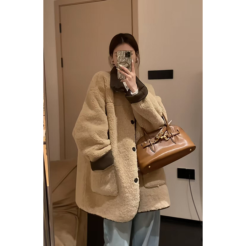 设计师款双面穿大版加厚皮毛一体外套2025秋冬新款韩版百搭上衣女