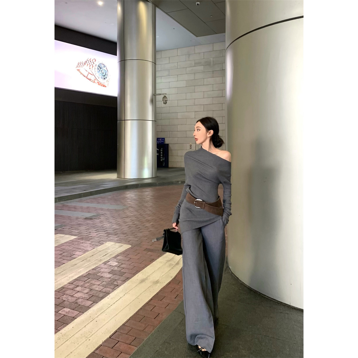 复古气质设计感辣妹灰色斜肩针织上衣直筒阔腿长裤皮带套装#66473
