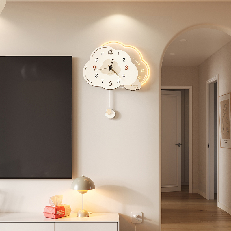 美世达客厅挂钟新款家用时尚云朵钟表简约现代高级感奶油风挂墙钟
