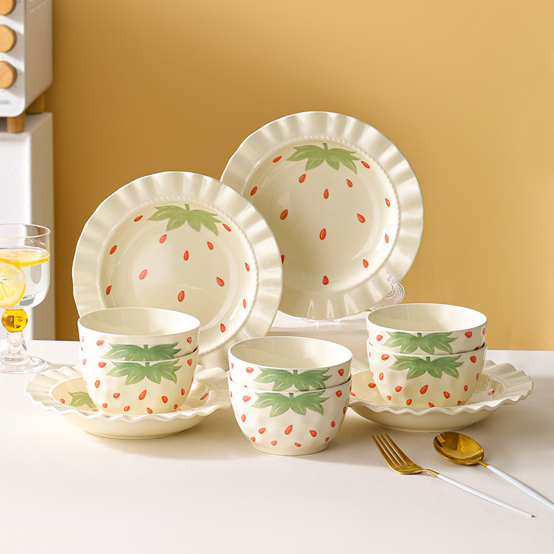 芬利兰釉下彩-遇见莓好-10件套陶瓷餐具网红轻奢家用