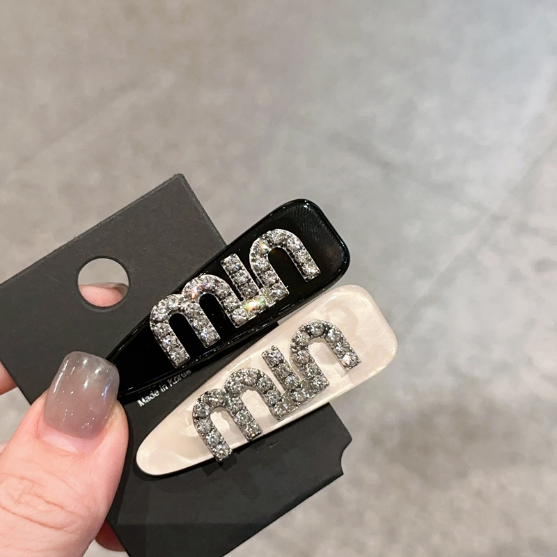 高级感发夹醋酸字母刘海夹子韩国字母侧边碎发夹刘海夹子前额