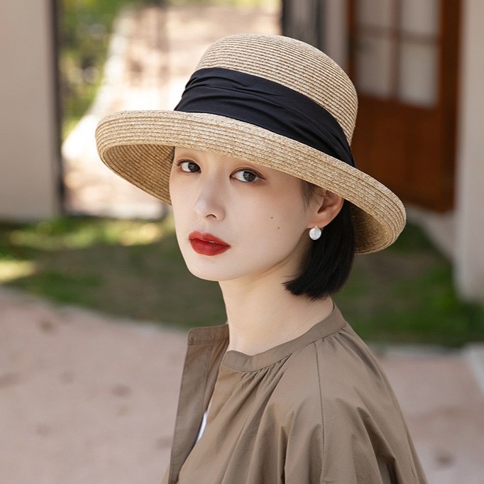 法式平顶防晒草帽女夏天海边度假遮阳帽子网红草编宽檐小清新礼帽