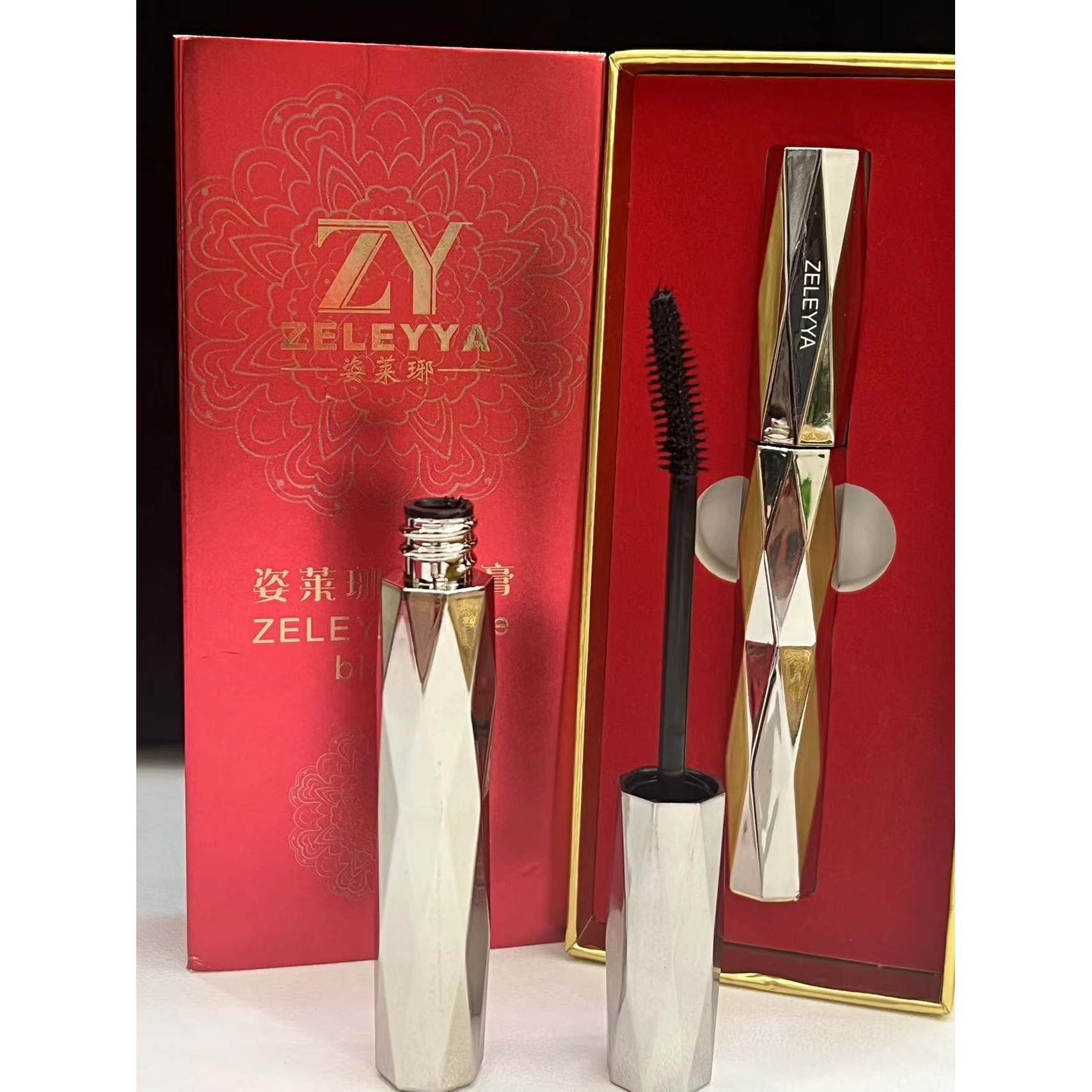 【短视频】姿莱琊初学者彩色净颜便携神器自用精致睫毛膏