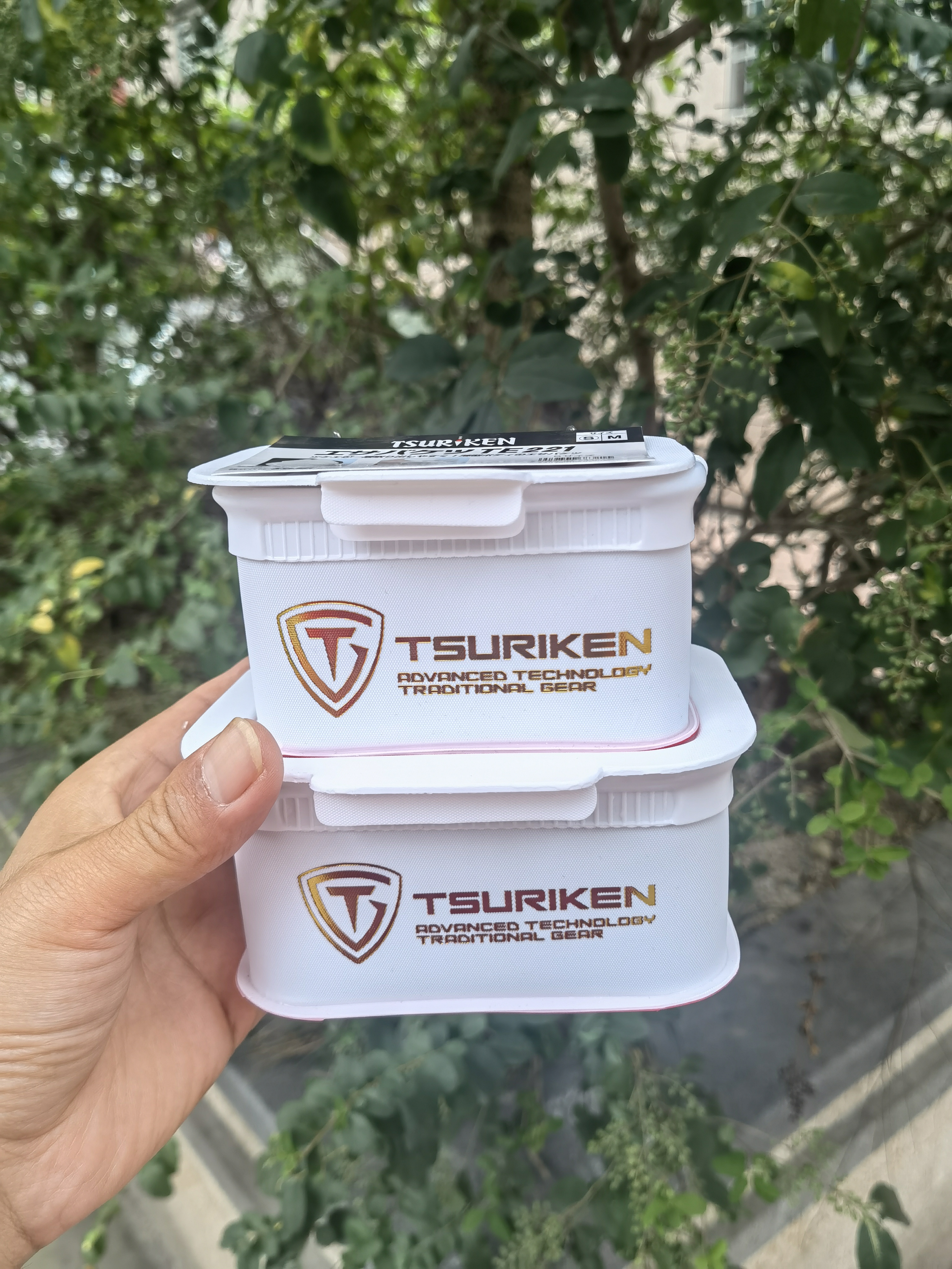 日本钓研TSURiKEN窝桶饵箱受三郎竿架专用饵虾盒沙虫盒钓饵盒