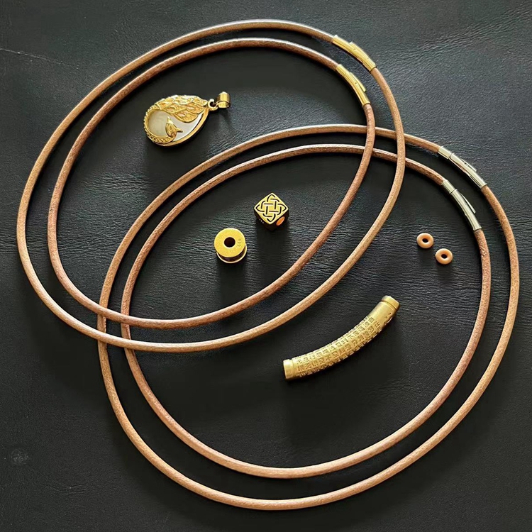 钛钢皮质项链 牛皮绳心经管转运锁骨绳唐卡横穿项链绳狗牙吊坠绳
