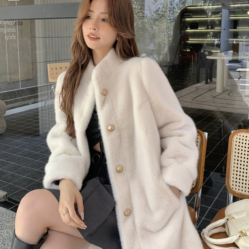 2025秋冬新款皮毛一体外套女中长款水貂绒环保毛毛仿皮草立领大衣