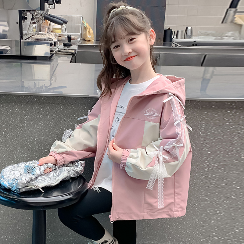 女童外套2025新款秋装儿童洋气时髦连帽冲锋衣春秋款女孩网红上衣