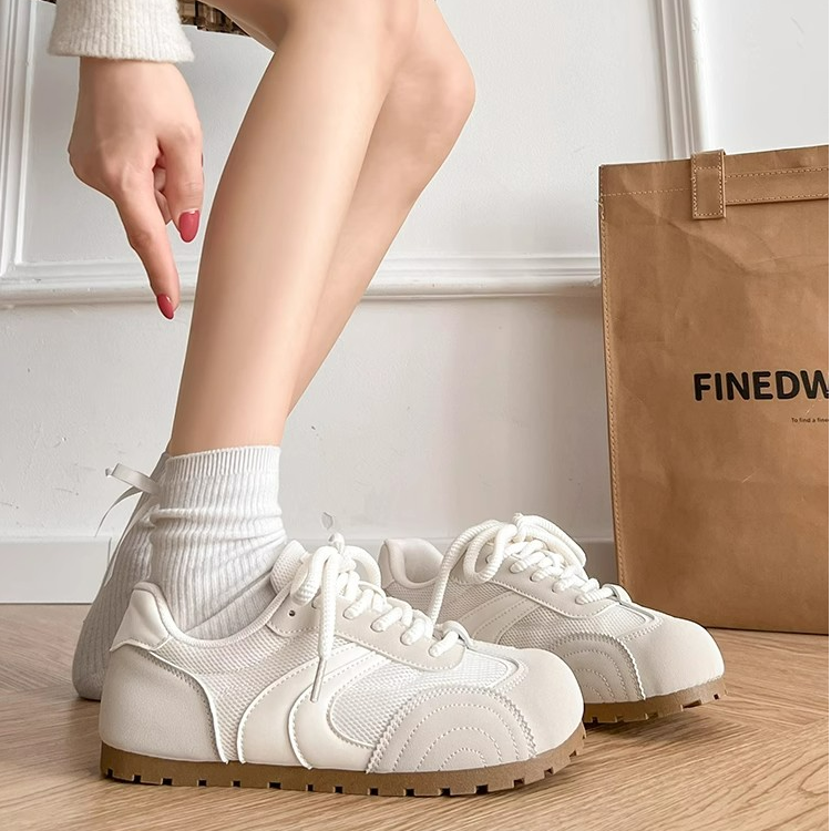 Moleubak休闲百搭春夏季2025新款德训鞋女透气薄底运动平底小白鞋
