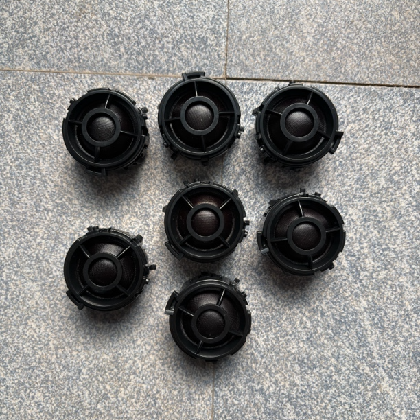 拆车奔驰新款223 小柏林高音喇叭，可配好电容，一对价格